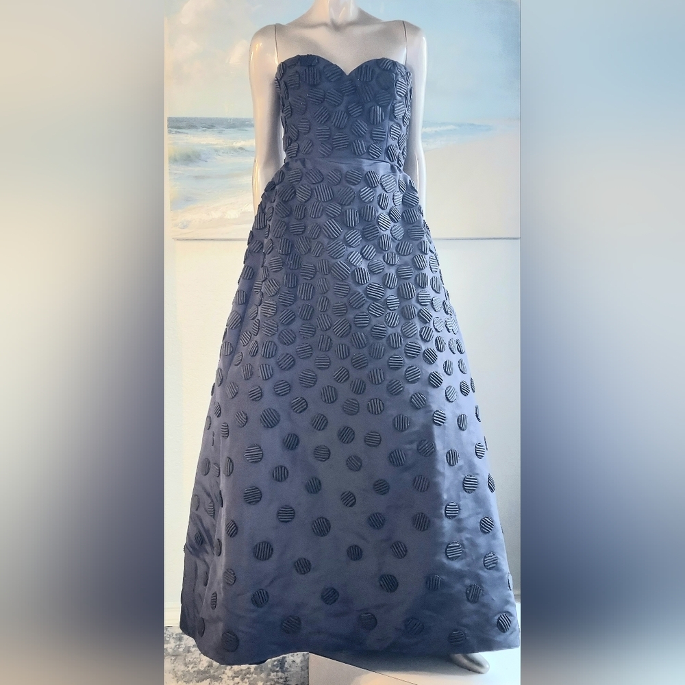 $8,000 OSCAR DE LA RENTA SILK BLUE EXCLUS BEAD EMBROID RUNWAY GOWN US 8 - Picture 4 of 16